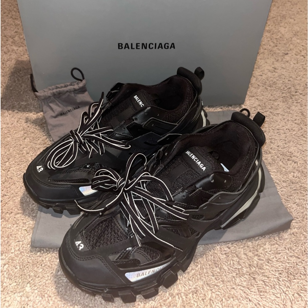 Balenciaga track LED